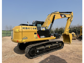 Bager goseničar CATERPILLAR 320D2