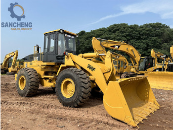 Kolesni nakladalec CATERPILLAR 966F