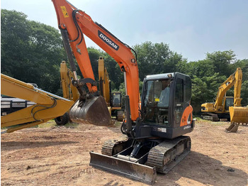 Mini bager DOOSAN DX60: slika 3