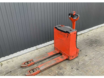 Paletni viličar LINDE T16