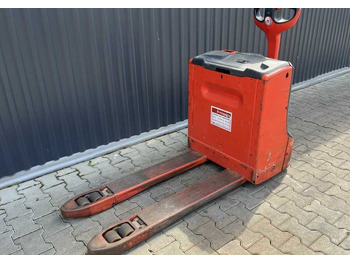 Paletni viličar LINDE T16