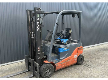 Električni viličar TOYOTA