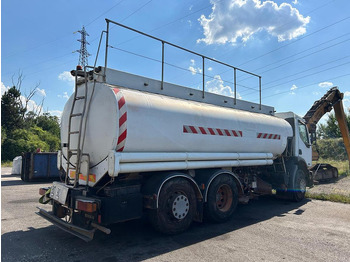 Tovornjak cisterna Renault 320: slika 4