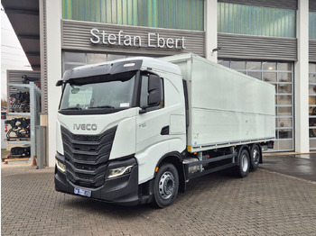 Tovornjak za prevoz pijač IVECO