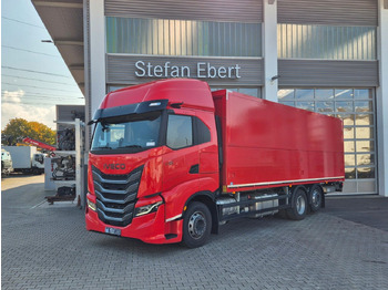 Tovornjak za prevoz pijač IVECO