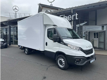 Dostavno vozilo z zabojnikom IVECO Daily 35s16