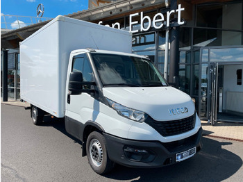 Dostavno vozilo z zabojnikom IVECO Daily 35s16