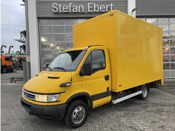 Dostavno vozilo z zabojnikom IVECO Daily 50C17