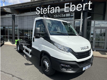 Kotalni prekucni tovornjak IVECO Daily 70c18