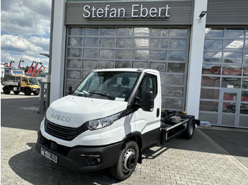 Kotalni prekucni tovornjak IVECO Daily 70c18