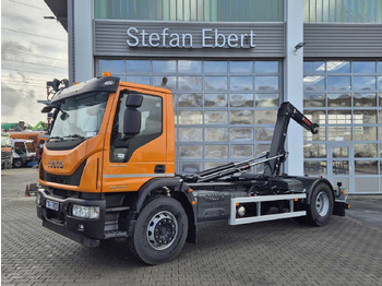 Kotalni prekucni tovornjak IVECO