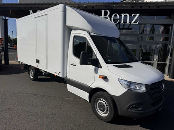 Dostavno vozilo z zabojnikom MERCEDES-BENZ Sprinter 317