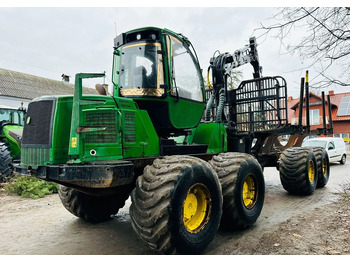 Forvarder JOHN DEERE