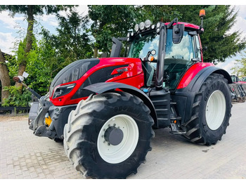 Traktor VALTRA T254