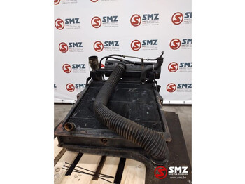 Hladilnik motorja za Tovornjak Renault Occ radiator + expansievat Renault 87cm hoog x 70: slika 2