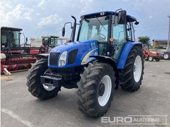 Traktor NEW HOLLAND T5000