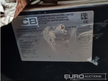 Teleskopski viličar JCB