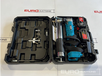 Gradbena oprema Unused Boss 21 Volt Lithium Battery Cordless Grease Gun, 2 Batteries, Case, Shoulder Strap, Extension Pieces & Fittings: slika 3