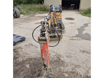 Mini bager Case CX14 D: slika 3 Mini bager Case CX14 D: slika 3