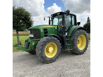 Traktor JOHN DEERE 7530