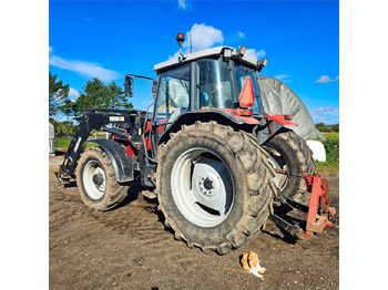 Traktor Massey Ferguson 4270: slika 3