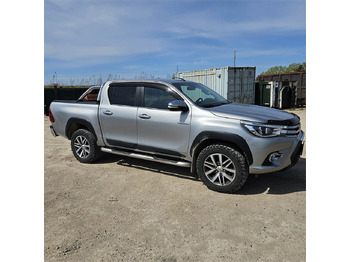 Poltovornjak TOYOTA