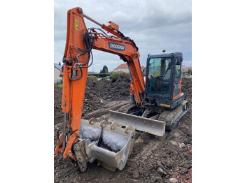 Mini bager Doosan DX 62R-3: slika 3