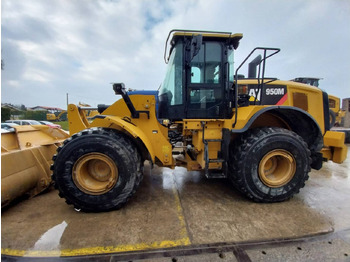 CAT 950M lizing CAT 950M: slika 1