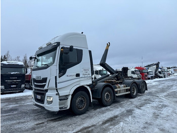 Kotalni prekucni tovornjak IVECO X-WAY