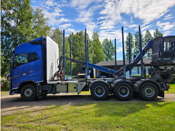 Tovornjak za prevoz lesa Volvo FH 16 750 8x4 76tn yhdistelmä: slika 4