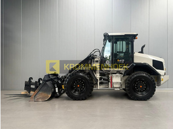 Kolesni nakladalec JCB 417