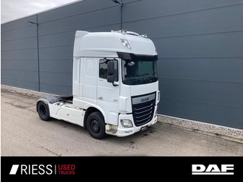 Vlačilec DAF XF 460