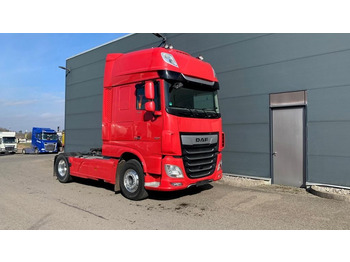 Vlačilec DAF XF 530