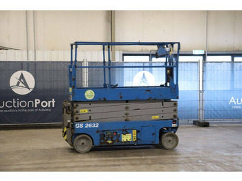 Škarjasta dvižna ploščad GENIE