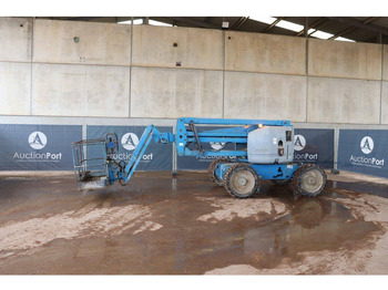 Zglobna dvižna ploščad GENIE Z45/25