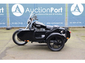 Motorno kolo Harley-Davidson Sporster XL883: slika 2