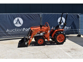 Traktor Kubota B1500D: slika 1