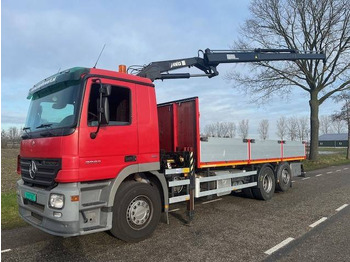 Tovornjak z dvigalom MERCEDES-BENZ Actros
