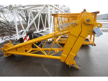 Avtodvigalo LIEBHERR LTM 1300