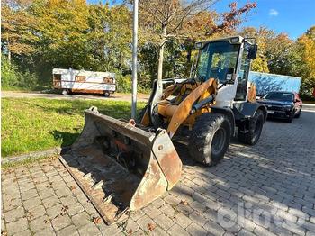 Kolesni nakladalec LIEBHERR L 509
