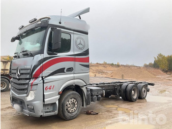 Tovornjak-šasija MERCEDES-BENZ Actros