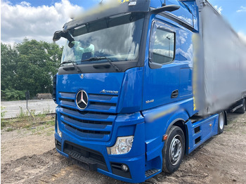Vlačilec MERCEDES-BENZ Actros 1848