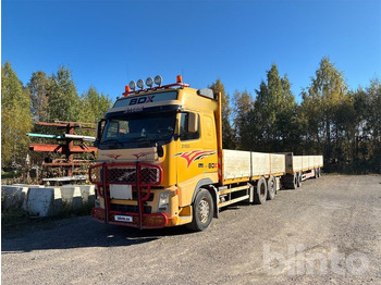 Tovornjak VOLVO FH12