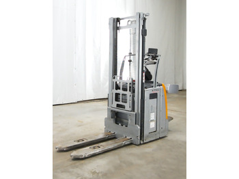 Stroj za zlaganje STILL