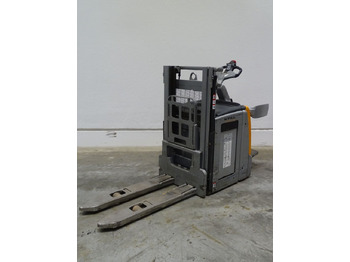 Stroj za zlaganje STILL