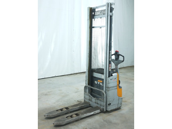 Stroj za zlaganje STILL