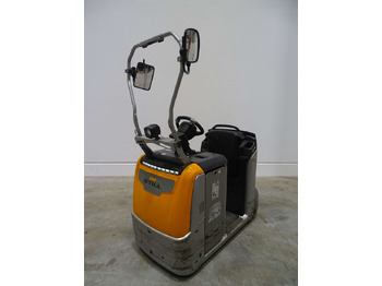 Vlečni traktor STILL