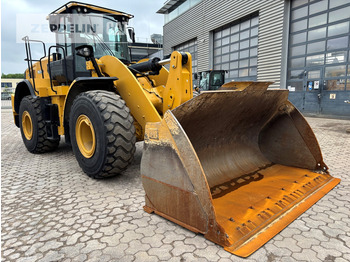 Kolesni nakladalec CATERPILLAR 962M