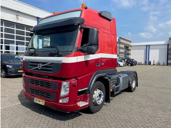 Vlačilec VOLVO FM 410