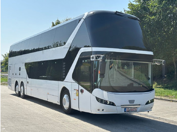 Dvonadstropni avtobus NEOPLAN